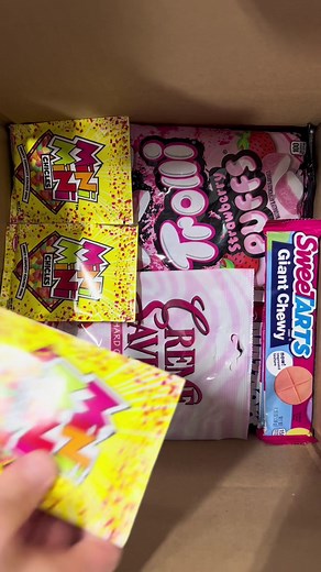 Pull and pack an order for the students in Ms. Roberts X14 class with us! 💕🍫#sweetiescandy #packanorderwithme #orderpacking #candy #candytok #cleveland