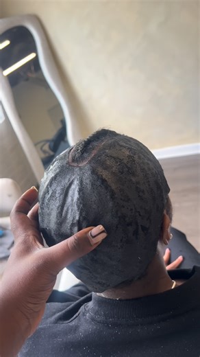 PHILLY HAIRSTYLIST📍 on Instagram: "Watch me do a protective cap WITHOUT using glue! STEPS BELOW👇🏾 1. Give a nice wash and blowdry 2. Part out your leave out and braid the rest starting with smaller braids on the perimeter for a flat install 3. Put the cap on and cut out your ears (not too big) 4. Pour your liquid cap on the black cap using a good amount starting at the too as close to the leave out as possible using a rat tail comb or brush 4. Blow dry on high heat for 10 mins or sit under th
