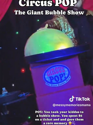 Every family deserves to experience live entertainment. Unfortunately, not all towns have theaters. So sometimes we turn a pig barn into a theater for a day. #theatre #soapbubbles #bubbleshow #bubbleologist #circus