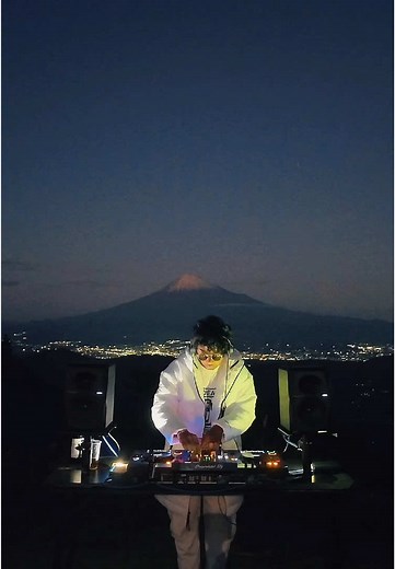 This is pure @NOIYSE PROJECT ( official ) 🇯🇵🔥🇱🇰 Thank you @radith rukshan ❤️ #noiyseproject #radithrukshan #srilankan_tik_tok🇱🇰 #srilankajapantiktok🇱🇰🇯🇵 #fyu #fyp #progressive #noiyseprojectmusic