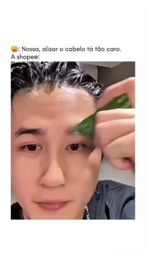💥 Achadinhos Imperdíveis 💥 on Instagram: "✨🧼 Achadinho BOM e BARATO para salvar seu cabelo sem gastar horrores no salão! ✨ Você já viu esse shampoo em barra coreano que tá viralizando? 😱💚 Se alisar o cabelo tá caro, a Shopee chega pra salvar! 😂 Esse sabonete verde milagroso promete: ✔️ Reduzir o frizz ✔️ Dar brilho instantâneo ✔️ Fortalecer os fios ✔️ Ajudar no crescimento ✔️ Controlar oleosidade ✔️ Deixar o cabelo mais alinhado ✨ E o melhor? Custa baratinho e dura muito mais que shampoo c