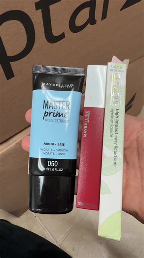 Wholesale Cosmetics Options for Personal Use