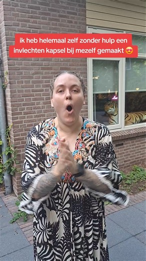 Ik heb helemaal zelf zonder hulp een invlechten kapsel bij mezelf gemaakt 😍