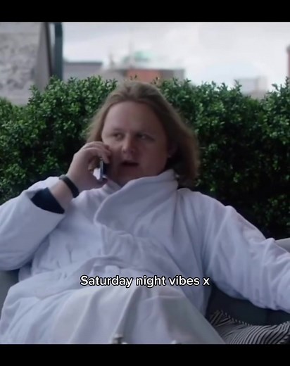 Lewis Capaldi: My Life in 2 Minutes Commitment