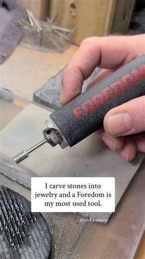 Our most used tool - the Foredom - carves, drills, and smooths every piece we make. The making of our stone jewelry starts right here! ✨️ For years, we used a Dremel - an amazing tool for beginners that got us through countless early projects. We’ve since upgraded to a Foredom for more control, power, and precision… and we’ll never look back! 💎 If you’re just getting started, both tools pair great with diamond bits from Lasco Diamond - our go-to for quality and durability. You can find bits on 