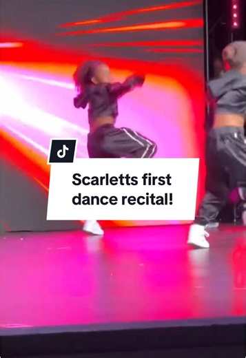 Scarlett had her first dance recital tonight ❤️