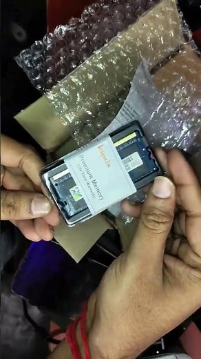 S K hynix 8GB DDR3 RAM 1600 MHz for Laptop PC3L-12800S 204 Pin SODIMM updated my old laptop ram