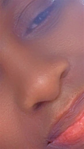 Gorgeous Eyes: A Poetic Reflection on Beauty