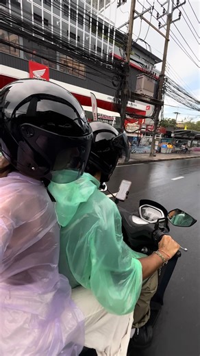 alok manav on Instagram: "jab jaago tabhi savera. #bangkok #thailand #explore #fypシ #ootd"