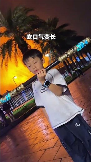 No boy could resist a voice-controlled magic staff that can grow bigger or smaller. #BlackMythWukong