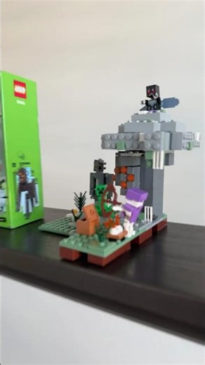 I finished building my Minecraft Lego kit