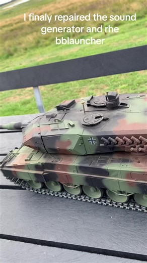 Here is how to start the leopard 2a6 and load your bb’s#CapCut #leopard2a6 #rctank #fy #Leopard #outdoor #gönnfy #ferngesteuert #taigen #henglongtank #henglong #