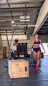 684K views · 5.9K reactions | this got me good! 40 min emom 13 cal bike 10 -12 DB snatches 22.5/15kg + 5 bmu 13 cal ski max burpee box jump overs rest @rad_global   #emom #training | Laura Roberts | Facebook