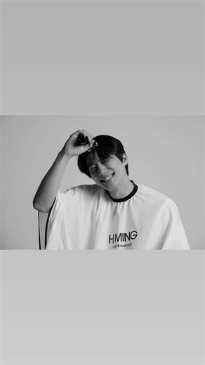 Lee Jun Young nhập ngũ: tin chia tay và hành trình NVQS