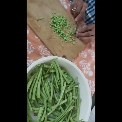 #cooking tips#how to cut string beans‪@simmuskitchensimmuskitchen9373‬