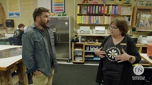 Hey y’all! Tomorrow, the Builders go back to school! 🏫 It's a week chock-full of hands-on learning as the Barnwood Builders travel to Ripley, West Virginia to take down a quintessential log cabin. Mark inspects cabins in need of repair for the nearby farm museum, and the guys visit Ryan's old high school. Tune in tomorrow at 9/8c to discover what knowledge we’ve gained and meet the people who taught us! 📏🛠🌱 . . . . #Barnwoodbuilders #barnwoodlivingstyle #markbowe #reclaimedtimber #workhardbe