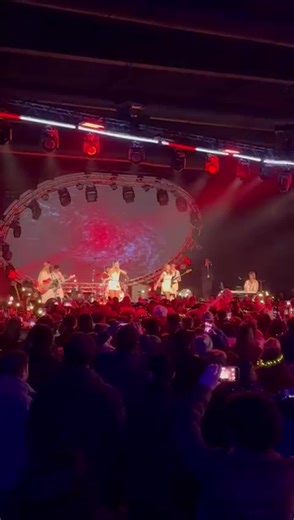 Happy New Year from Mania The Abba Tribute!