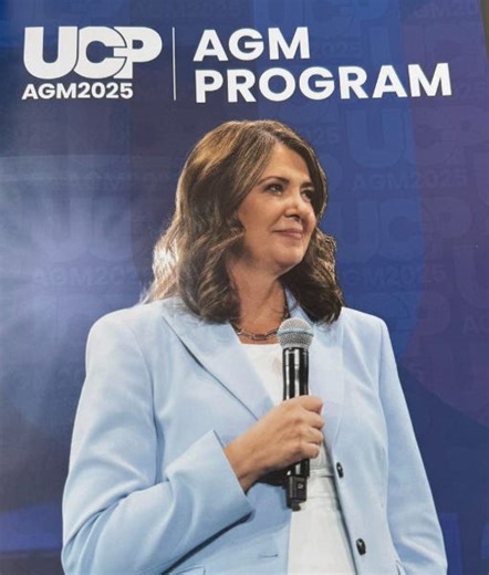 Danielle Smith Is Fueling a Fake Crisis About Guns and Home Invasions — And It’s Dangerous Politics