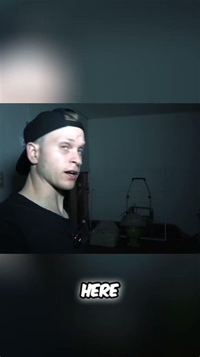 Ghost Hunters Use Spirit Box, Candle Mysteriously DIES OUT! #shorts