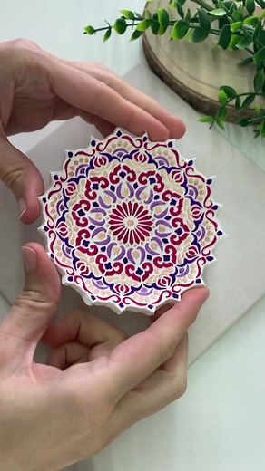 My favorite trinket dish I’ve made so far! 😍❤️ I made this dish using Fimo Air light and acrylic paint from the new DIY Mandala Decoration Kit (limited edition). Here’s how I did it: flatten the air dry clay. Apply the mandala stencil and gently roll the clay again with the acrylic roller using two wooden sticks as depth guides so the clay slab is nice and equally flat. I then painted the mandala using acrylic paint and removed the stencil right away so the clay and the paint would not dry with