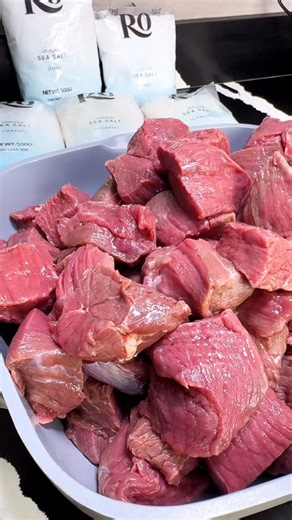 Sweet Ohemaa 🇬🇭🇺🇸🇬🇧 on Instagram: "Salted beef simply made with @rosaltgh"