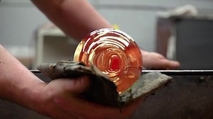 【很多后生崽都没见过吹玻璃了 】Glassblowing Extended Cut _ How to Make Everything