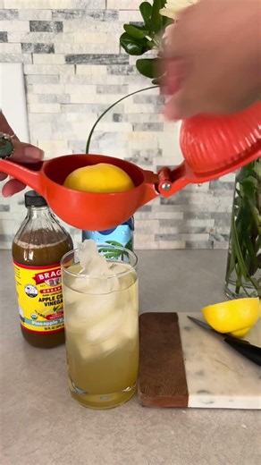 The ultimate summer hydration drink ☀️🍍💧