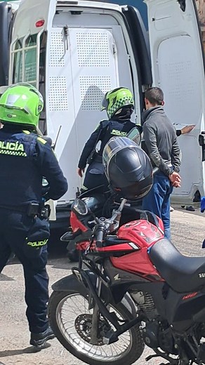 2 parte #ciudadabolivar #ciudadabolivar #ladronconuniformedecodesa #codensa