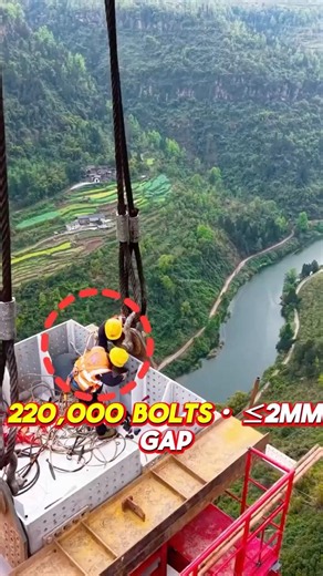 This gap took 180 days to close — World's longest steel arch, 580m #shorts #megaproject