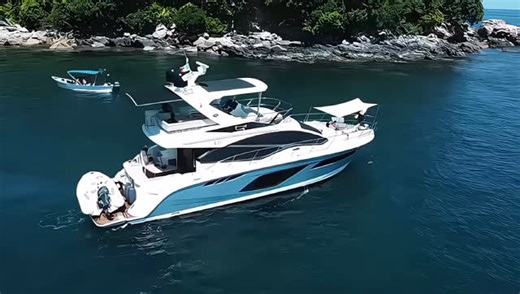 Banderas Bay was meant to be explored from the sea 🏝️ Secluded coves, golden sunsets, and endless blue horizons 💙 Step onboard and let the ocean lead the way. 🌊 📩 Reserve your yacht experience. . . . #charter #puertovallarta #luxurytravel #yacht #sea | Mar Exclusive Yachts