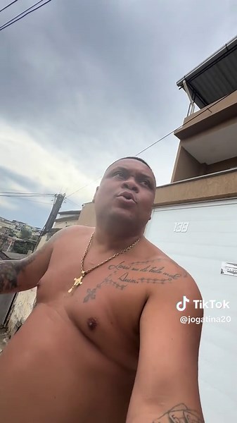 Agoniado e a Sorte na Porta de Casa