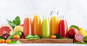 10 sucos naturais que vão te ajudar a eliminar o inchaço