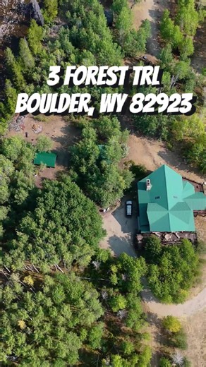 Luxury Log Estate in Boulder Lake, Wyoming