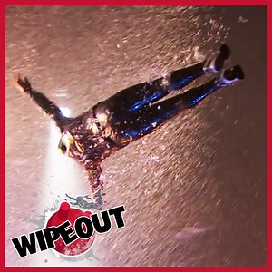 The ride of a LIFETIME down the FLUME of DOOM! 🙌🌊 | Wipeout