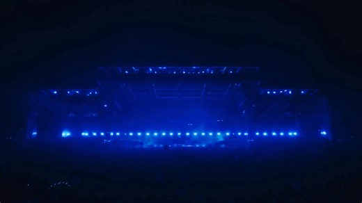 25K views · 676 reactions | Follow The Fish LIVE FROM OLD ROYAL NAVY COLLEGE IN LONDON WATCH 落  ID - ID Link To The Full Set: https://youtu.be/6ko1L5ZfK1k?si=FYgm0dDQYFKvycZk #FollowTheFish #DJSet #London #HouseMusic #Festival2025 | One Tribal Events | Facebook