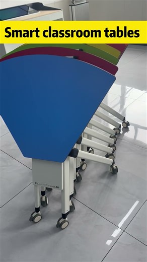 Modular Splicing Tables for Smart Classrooms