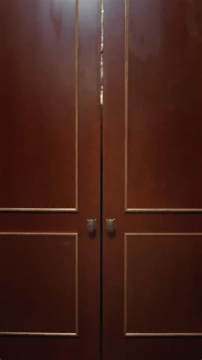 We’re going behind the scenes of @bridgertonnetflix Season 4 to tour Queen Charlotte’s opulent palace set–the royal backdrop to Benedict Bridgerton and Sophie Baek’s love story. Production designer @alisongartshore reveals how Netflix’s hit series created the Queen’s World. Watch the full tour at the link in bio. Director: @andrew.p.montague; DP Phil Bradshaw; Editor @ron.douglas, @estanesparza and Brady Jackson; Producer @joeldaviddd | Architectural Digest