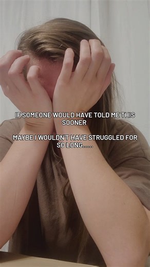 Read this if you are currently crumbling with anxiety. • Your anxiety cannot shift if you are in a state of constant disregulation. Nothing changes because the body doesn’t feel safe. It’s in fight or flight and protective mode, therefore anxiety is the end result. It affects your sleep. It affects every single thing you do and you avoid things because of it. Sound familiar? • I am shifting out one of the most horrific state of fight or flight and heightened anxiety (panic attacks, spiraling, no