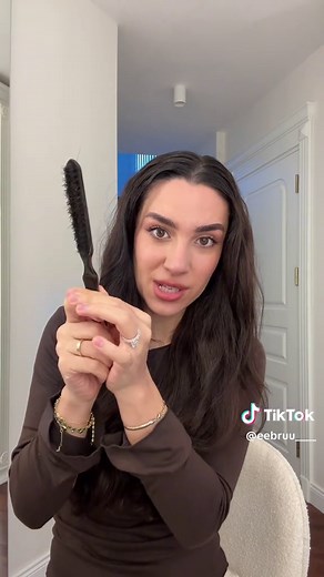 Die flexible Sleek-Stylingbürste für perfektes Haar