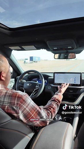 Blue Cruise Activated!🚙 We took this 2026 Ford Explorer Tremor out on the road to show you it’s awesome tech in action! ✨ Thank you Ford! 🇺🇸 @goodemotorford #Ford #Explorer #BlueCruise #testdrive #Idaho