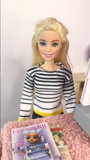 Anna & Elsa Go Fall Shopping Pt.6🍂🧥Frozen Toys - Playing With Dolls - Disney Princess - Barbie
