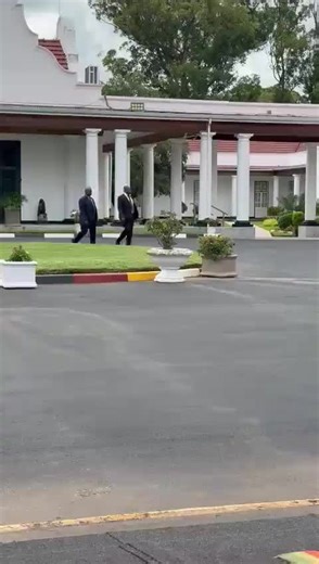 Arrival of President Emmerson Mnangagwa at State House