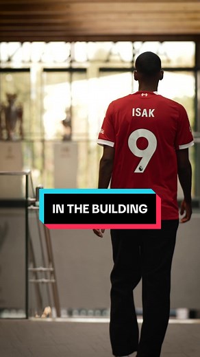 Isak Brilliance in the Building for Liverpool Fans!