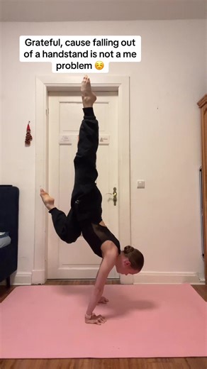 Leo (@leonie_contortion)’s videos with Originalton - GermanNostalgie