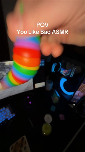 Some absolutely amazing asmr with the most insane news break ever known to man #fastasmr #lofiasmr #asmr #asmrsounds #asmrvideo