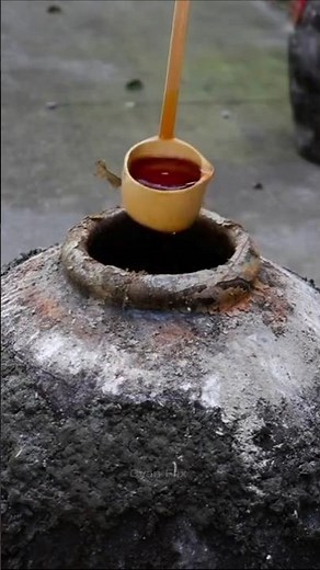 How Traditional Wine is Made?