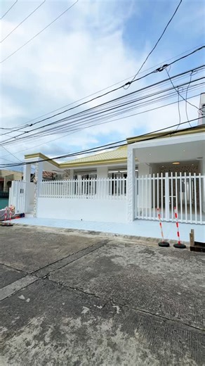 Inot Realty on Instagram: "✨New Bungalow House & Lot for Sale in Pilar Village, Las Pinas City✨ 📌Selling Price: ₱15,800,000.00 📌Lot area: 240 sqm 📌Floor area: Around 180 sqm House Details: ✔️5 Bedrooms (including maid’s room) with customized wardrobes ✔️4 Toilets and Bath ✔️Covered 1 Car Garage ✔️Lanai Area For more information or to schedule a viewing, Please contact me at your convenience 📩📞 JUSTINE INOT Contact No.: 09063027650 #inotrealty #houseandlot #houseandlotforsale #forsalehouse #