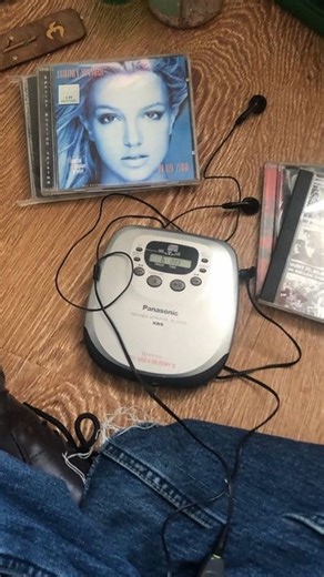 The 2000s feel like a dream we’re all still waking up from. A time suspended between the analog past and the digital future. It was the birth of the internet age, flip phones clicking open like tiny portals to freedom, MySpace profiles curating our first identities, and MTV still dictating what was cool. Pop culture felt raw, chaotic, and strangely sincere; a mix of glitter, low-rise jeans, burned CDs, and the thrill of logging online for the first time. Society was changing fast; we were promis