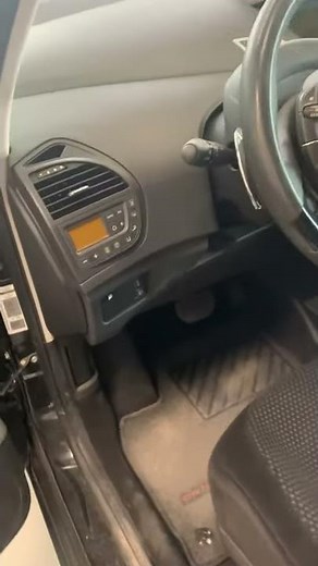 CITROEN C4 PICASSO Localización conector OBD / OBD connector location/ Emplacement su connecteur OBD