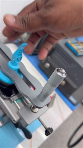 iPhone 11 display remove easy and safe way